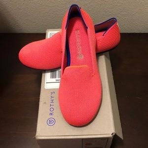 NIB Rothy’s Pink Flamingo Loafers Kid Size 1